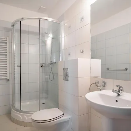 Luka בית הארחה וובה